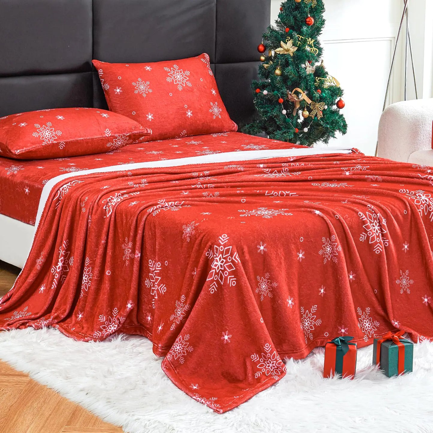 HCORA Christmas Fleece Sheets Full Size - Ultra Soft Fuzzy Sheets Set with 16" Deep Pocket - Extra Cozy Warm Winter Plush Bed Sheets No-Pilling No Shedding 4Pcs